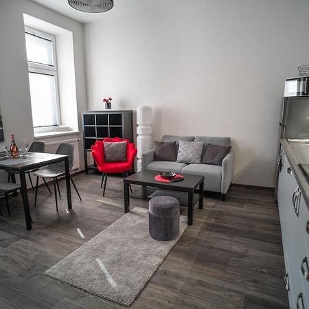 Apartmanovy Dum Sklipek Trutnov Luaran gambar