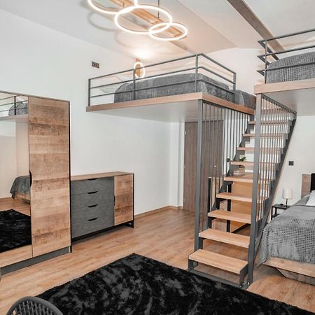Apartmanovy Dum Sklipek Trutnov Luaran gambar