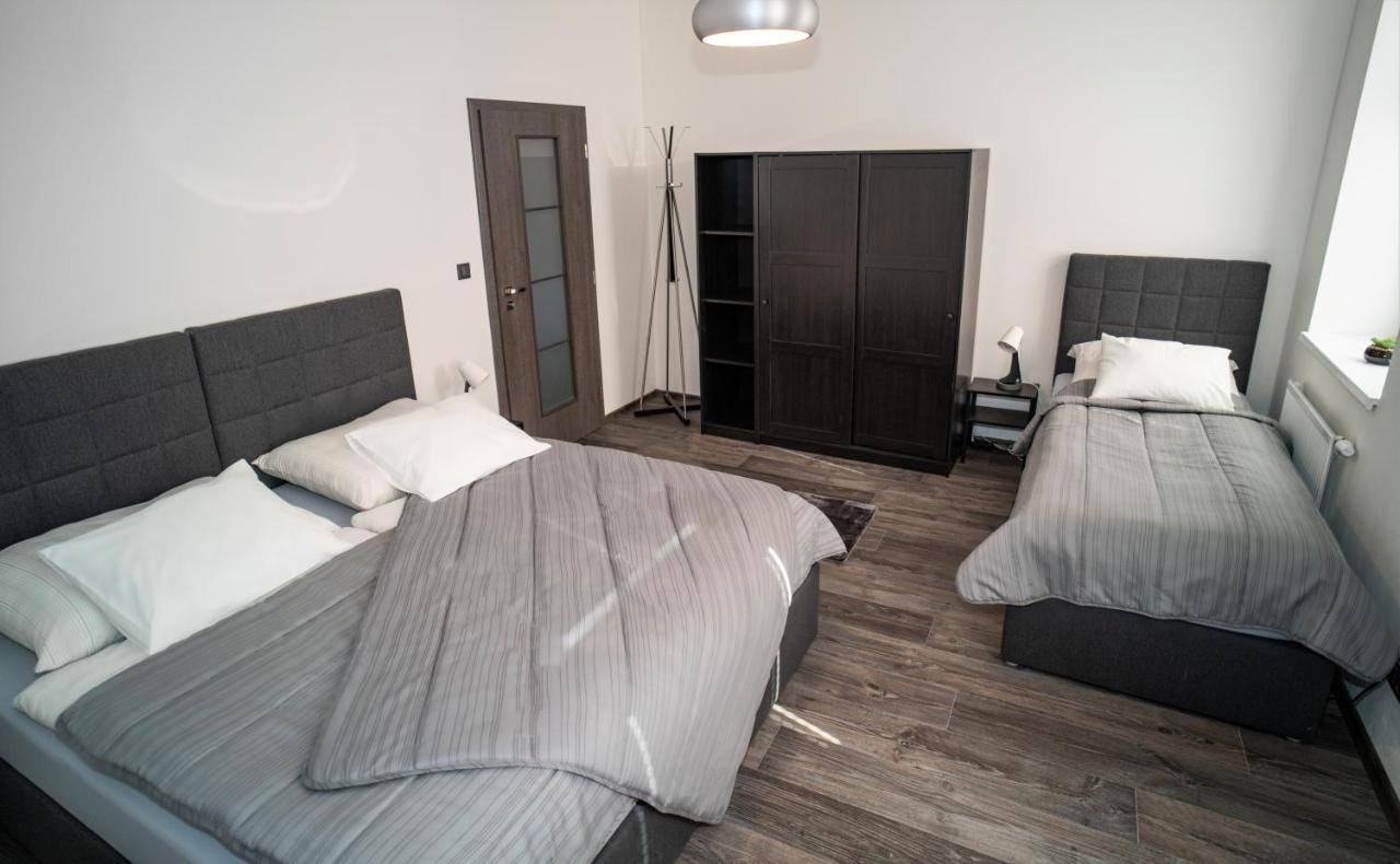 Apartmanovy Dum Sklipek Trutnov Luaran gambar