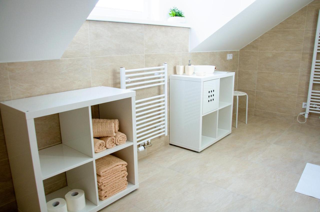Apartmanovy Dum Sklipek Trutnov Luaran gambar