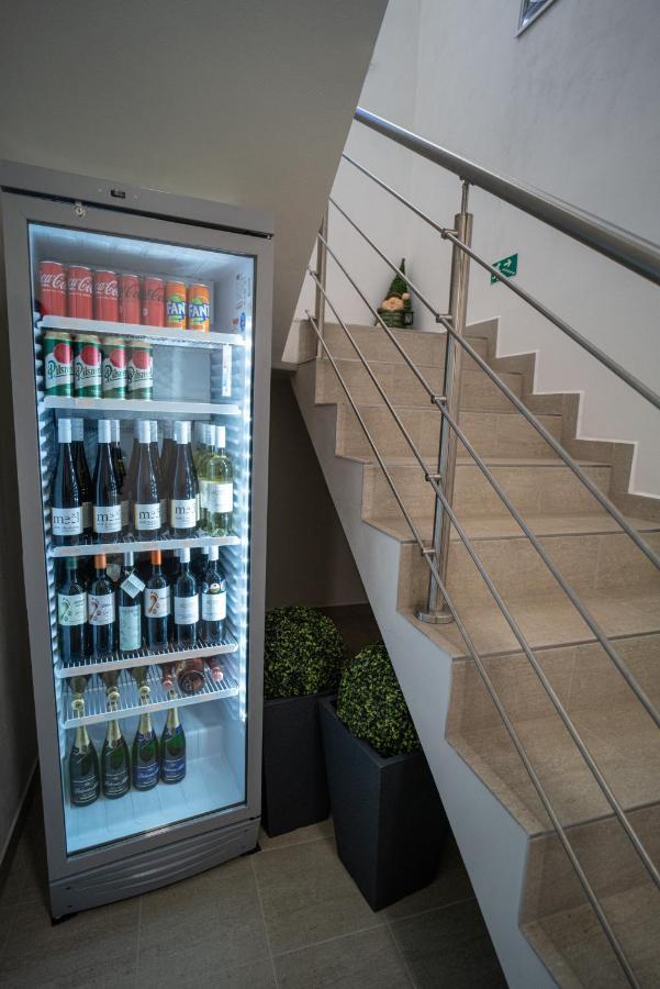 Apartmanovy Dum Sklipek Trutnov Luaran gambar