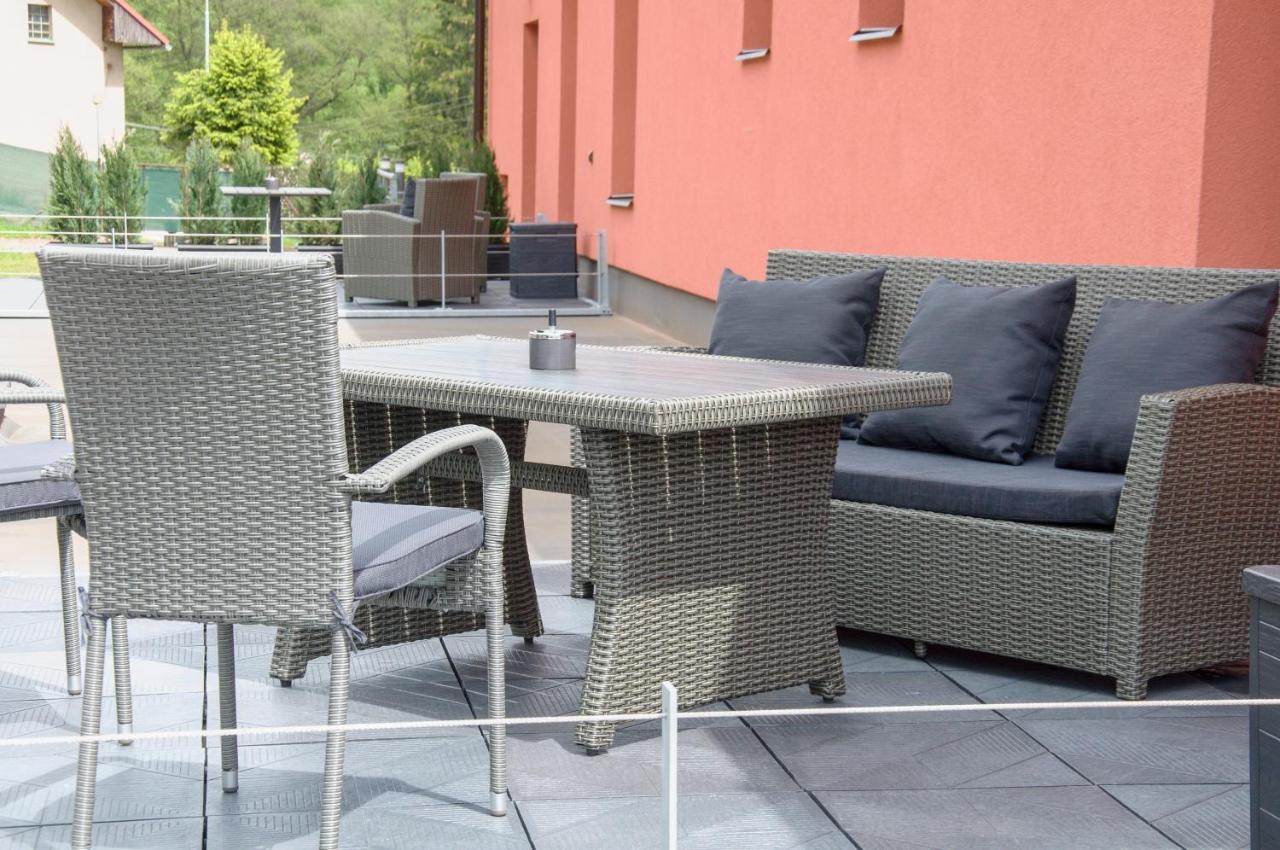 Apartmanovy Dum Sklipek Trutnov Luaran gambar