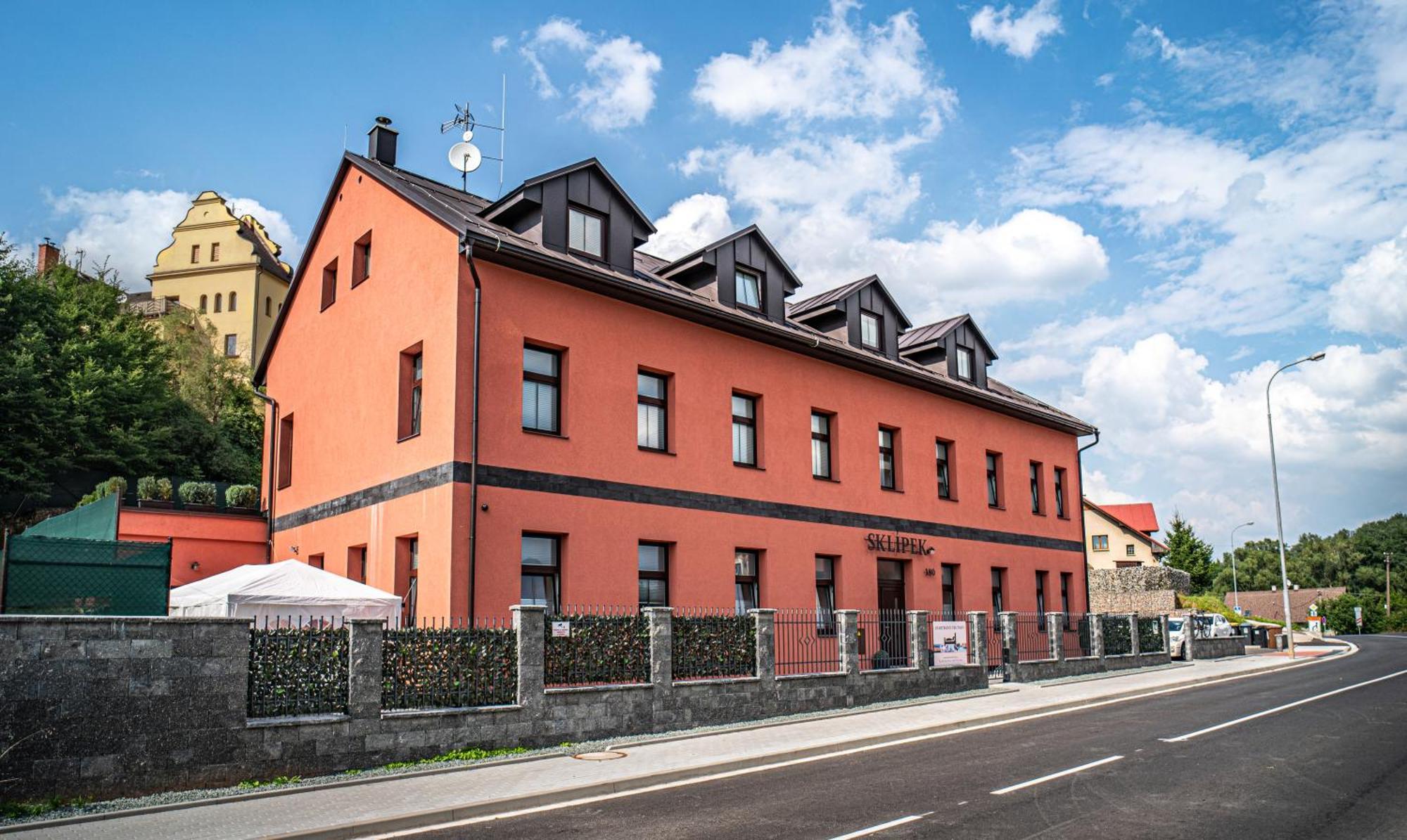 Apartmanovy Dum Sklipek Trutnov Luaran gambar