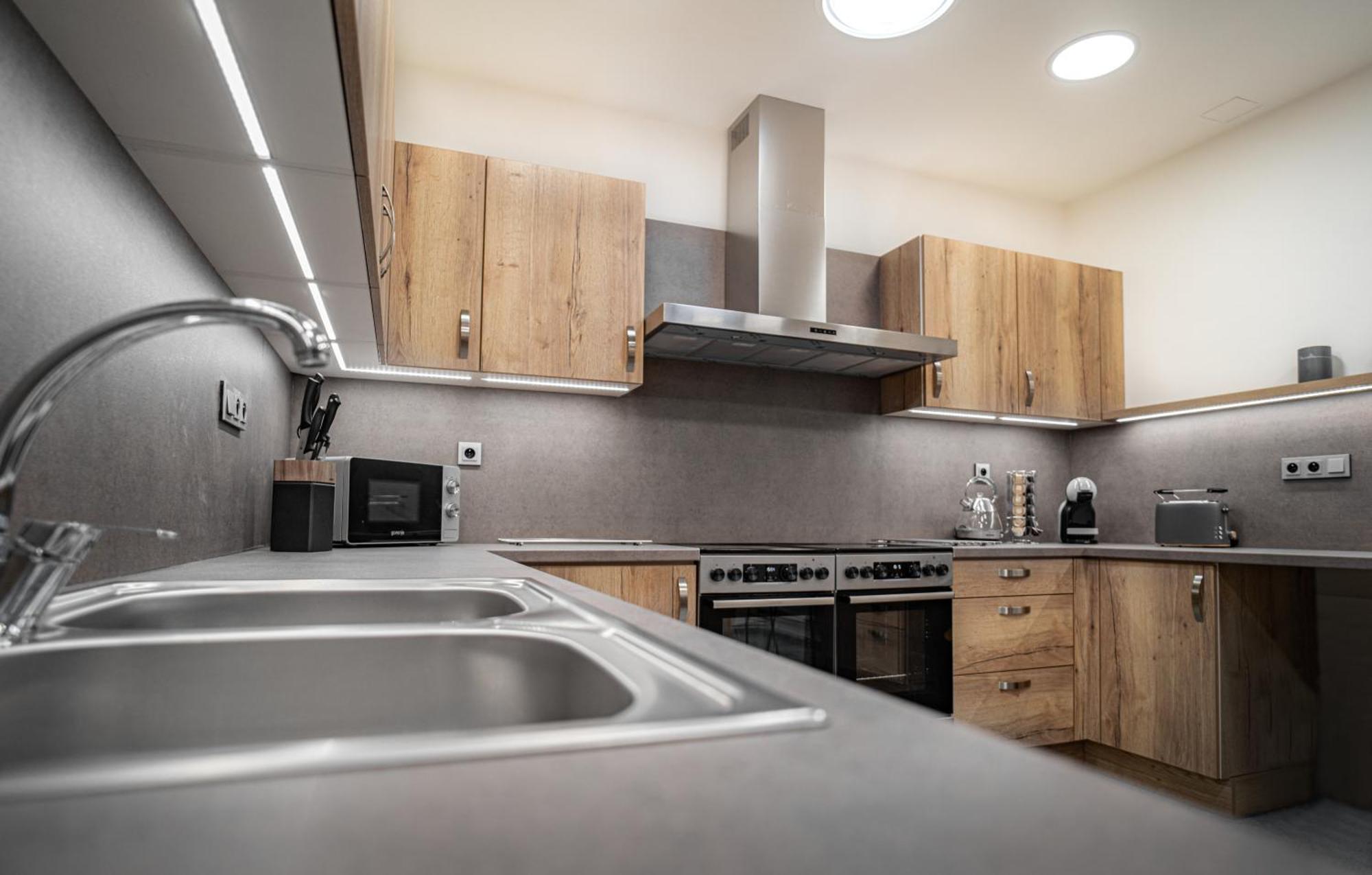 Apartmanovy Dum Sklipek Trutnov Luaran gambar