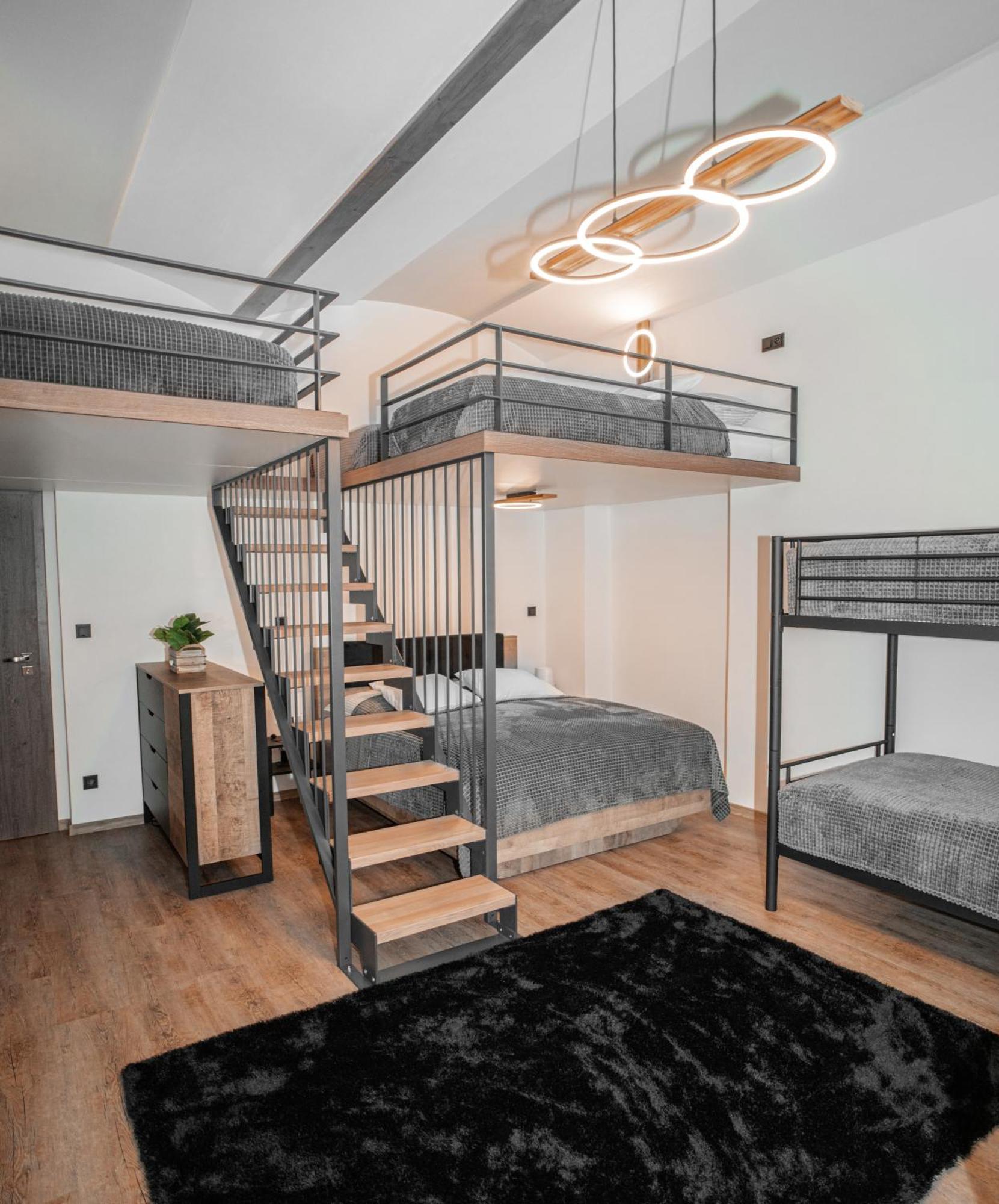 Apartmanovy Dum Sklipek Trutnov Luaran gambar